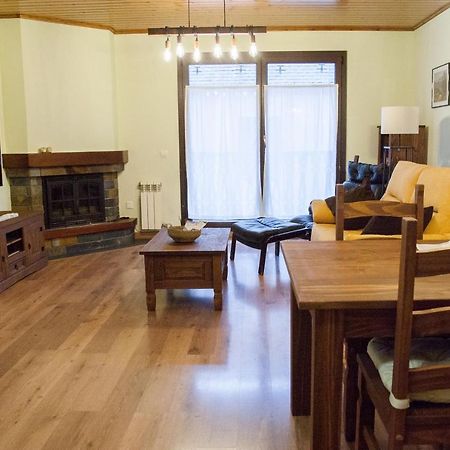 Apartamento Toran เลส ภายนอก รูปภาพ