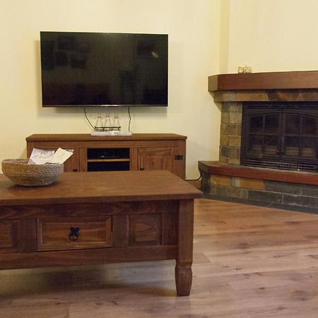 Apartamento Toran เลส ภายนอก รูปภาพ
