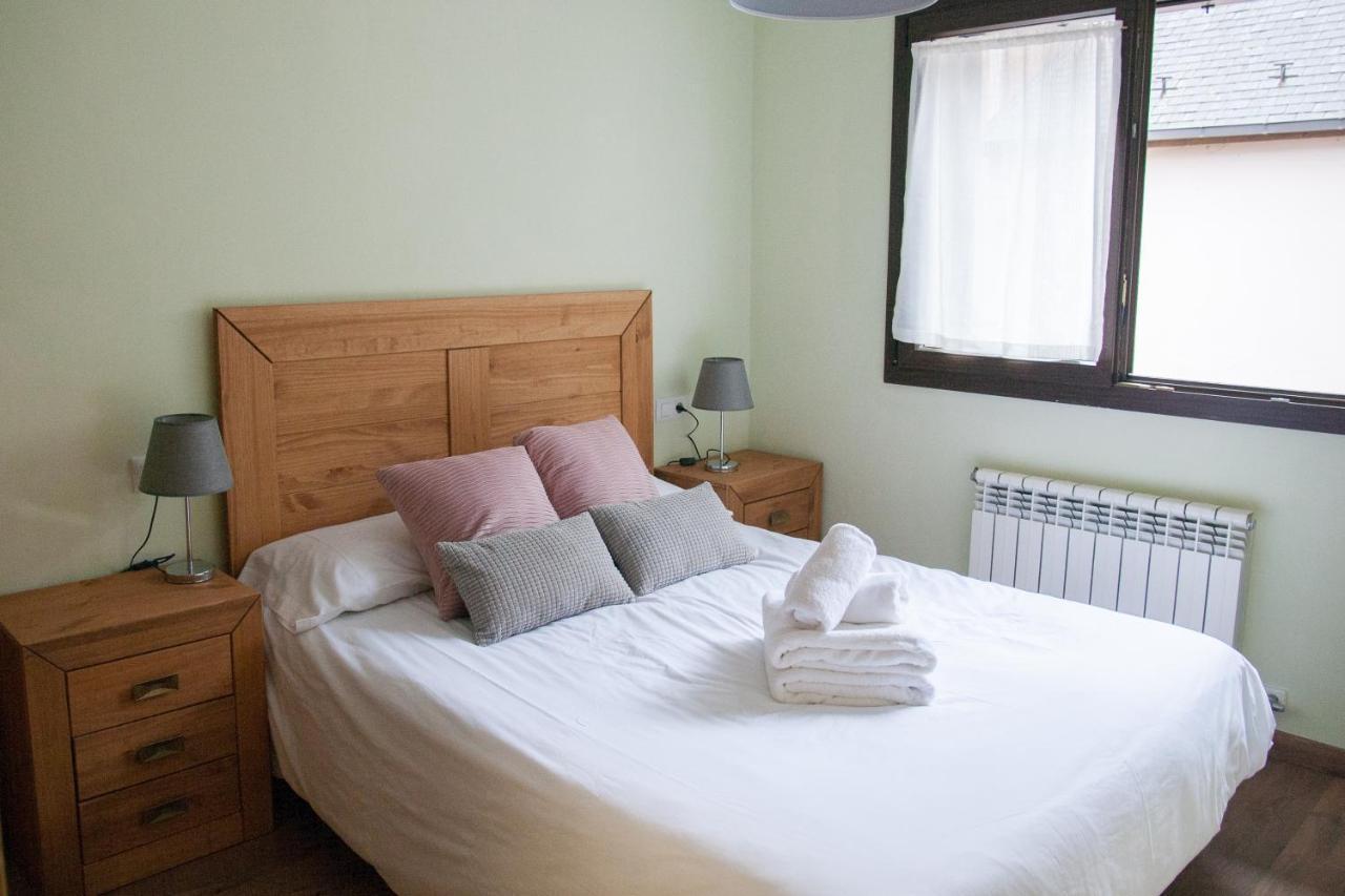 Apartamento Toran เลส ภายนอก รูปภาพ