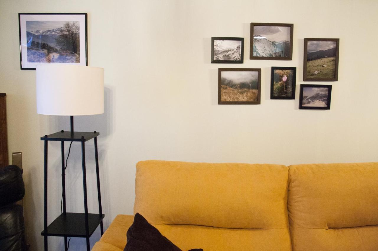Apartamento Toran เลส ภายนอก รูปภาพ