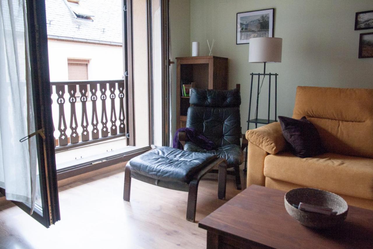 Apartamento Toran เลส ภายนอก รูปภาพ